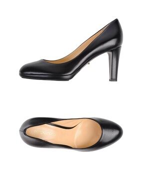Sergio Rossi Classic Black Leather Pump Shoes Sz 7 US / 37 EU